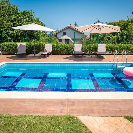 Luxury House In Chervenka Next To Gradina Луксозна вила *