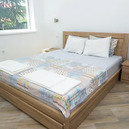 Luxury House In Chervenka Next To Gradina Луксозна вила Черноморец