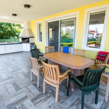 Luxury House In Chervenka Next To Gradina Луксозна вила Черноморец